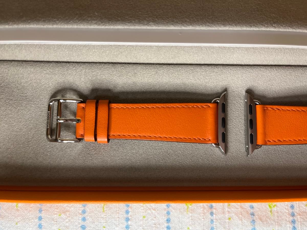 HERMES エルメス　Apple Watch シンプルトゥール41mm オレンジ