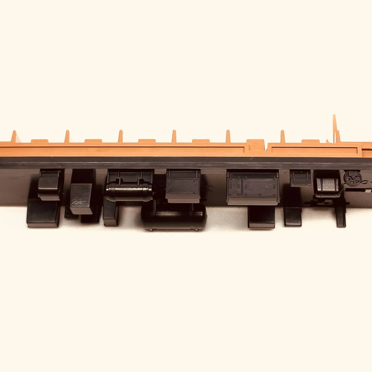 TOMIX クハ455用 セミクロスシート+ウェイト+床板 1両分入り 98547 JR 475系電車(北陸本線・青色)セットからのバラシ_詳細画像です。