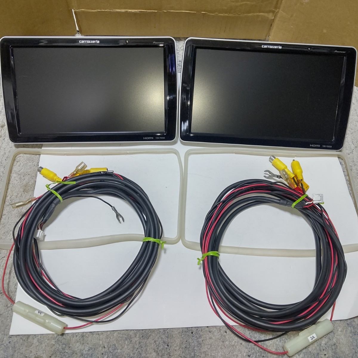 カロッツェリア 9型プライベートモニター TVM-PW900T 動作品 カロッツェリア 9型プライベートモニター TVM-PW900T 動作品