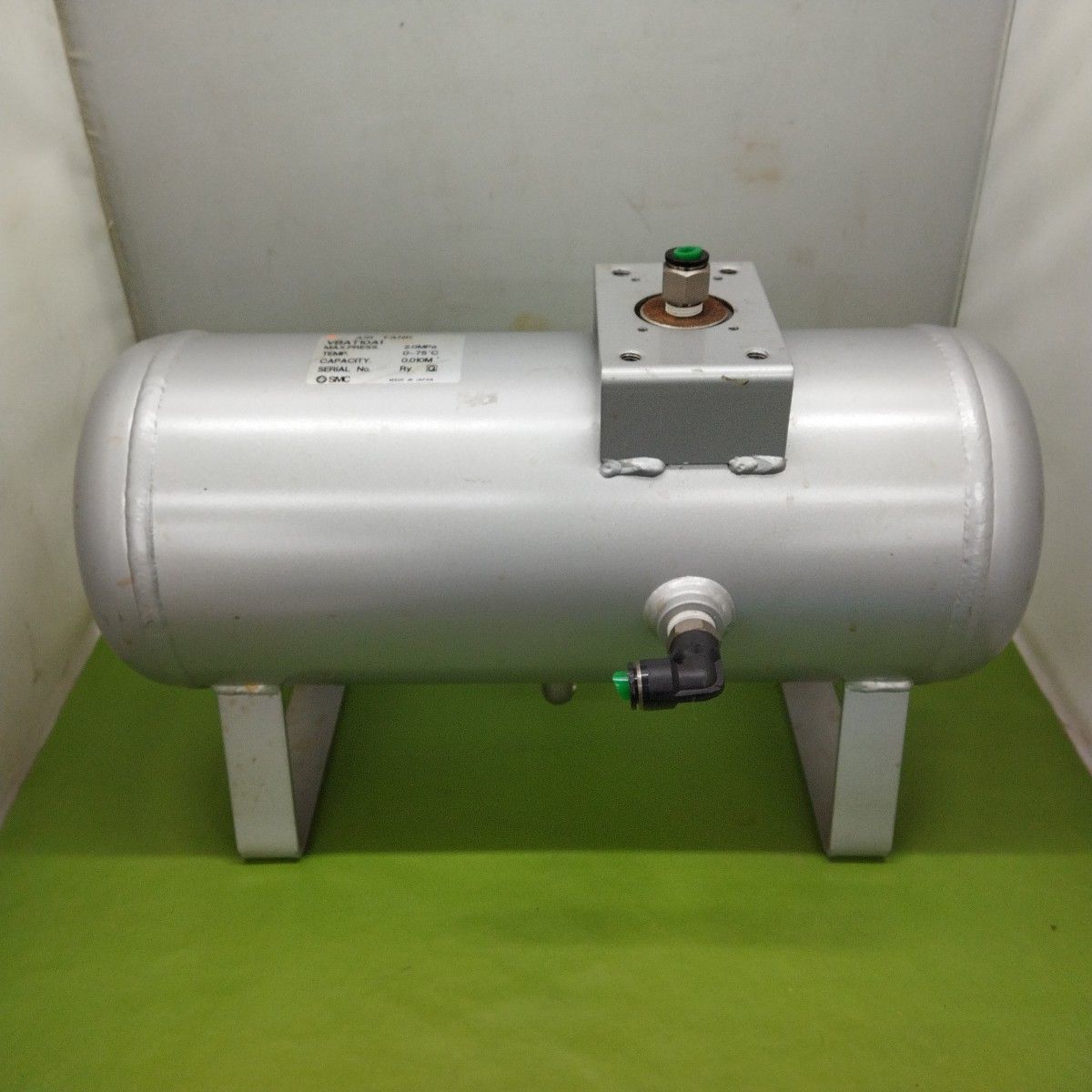 動作未確認 SMC VBAT10A1 エアタンク 予備タンク 容量:10L ※現状販売 ◆3116/工具宮竹店