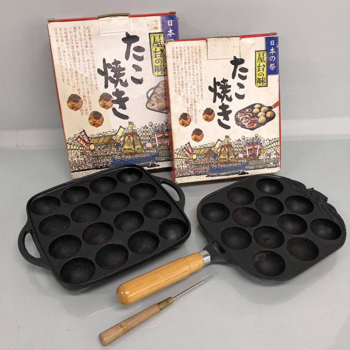 H■ イシガキ産業 鉄鋳物製 たこ焼き器 2点 まとめて 12穴 16穴 タコピン付き ガス火 たこ焼きプレート 調理器具 キッチン 料理 外箱付き _画像1