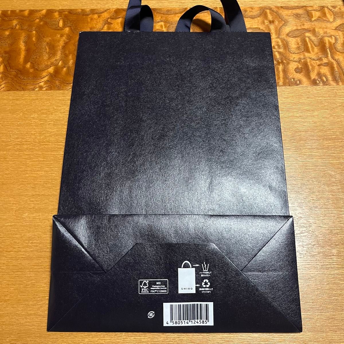 YSL イヴ・サンローラン　SHISEIDO 資生堂　SHIRO KANEBO カネボウ　NARS ナーズ　 ショッパー　紙袋