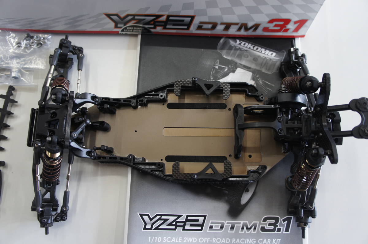 ヨコモ　YZ-2DTM3.1　ダート用2WDハイエンドバギー　検）タミヤTT-02XV-02YZ-2DT-02DT-03XV-01YZ4SFYZ2DT-03DT03グラスホッパー_画像2