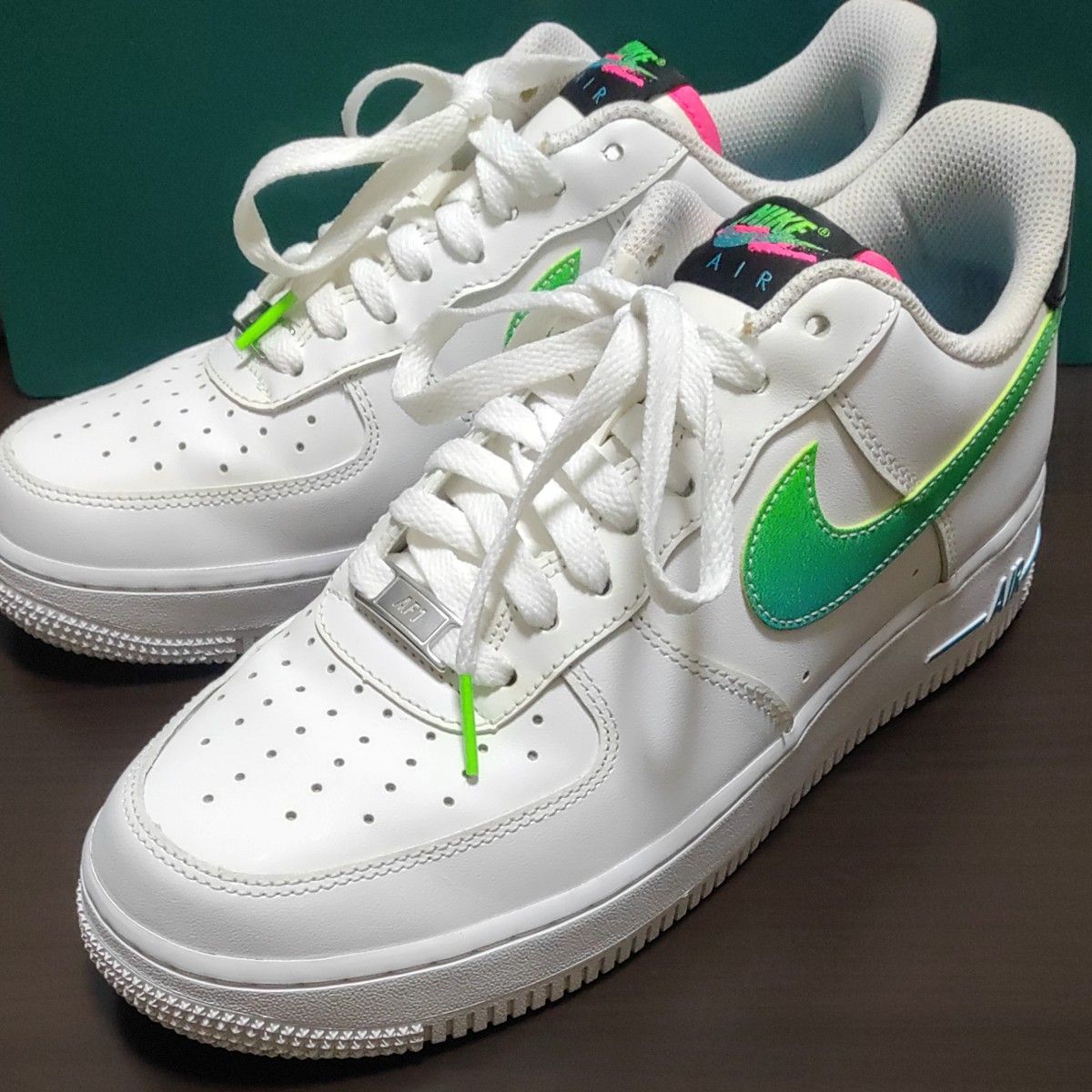 NIKE AIR FORCE 1 LOW 07 LV8 ナイキ エアフォース1 ロー  ホワイト/アクアマリン 限定モデル　