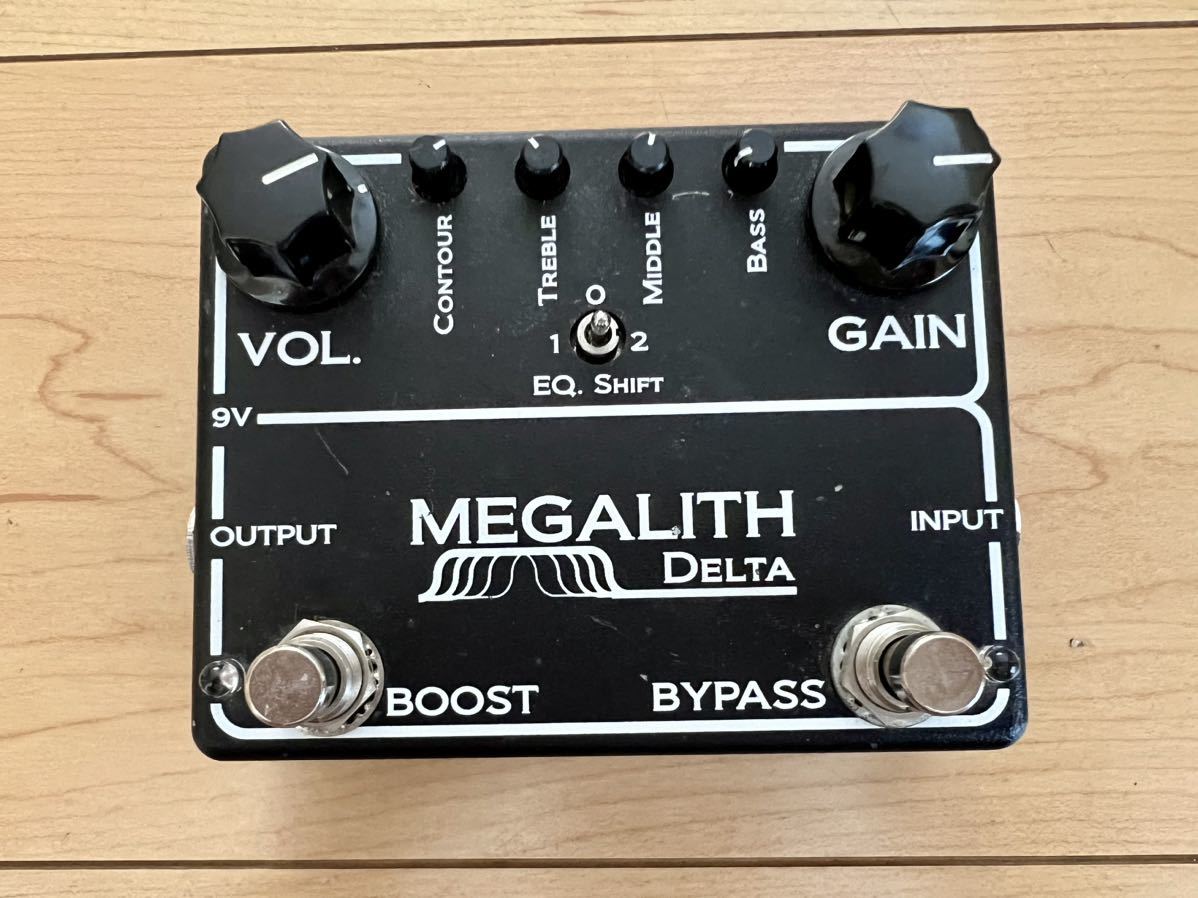 1円スタート MI AUDIO エムアイオーディオ MEGALITH DELTA ディストーション 動作未確認_画像1