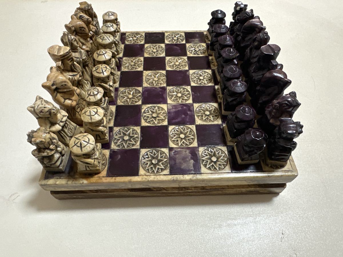 チェスセット　石風　欠けあり　k6 20cm×20.5cm_画像1