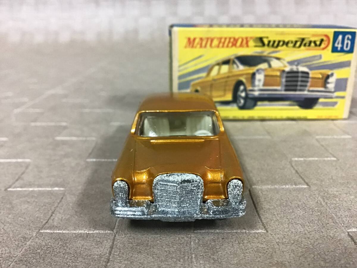 m46】 MATCHBOX マッチボックス No.46 MERCEDES 300 SE ミニカー 当時物 レトロ 昭和レトロ レア物 希少 ヴィンテージ_画像2