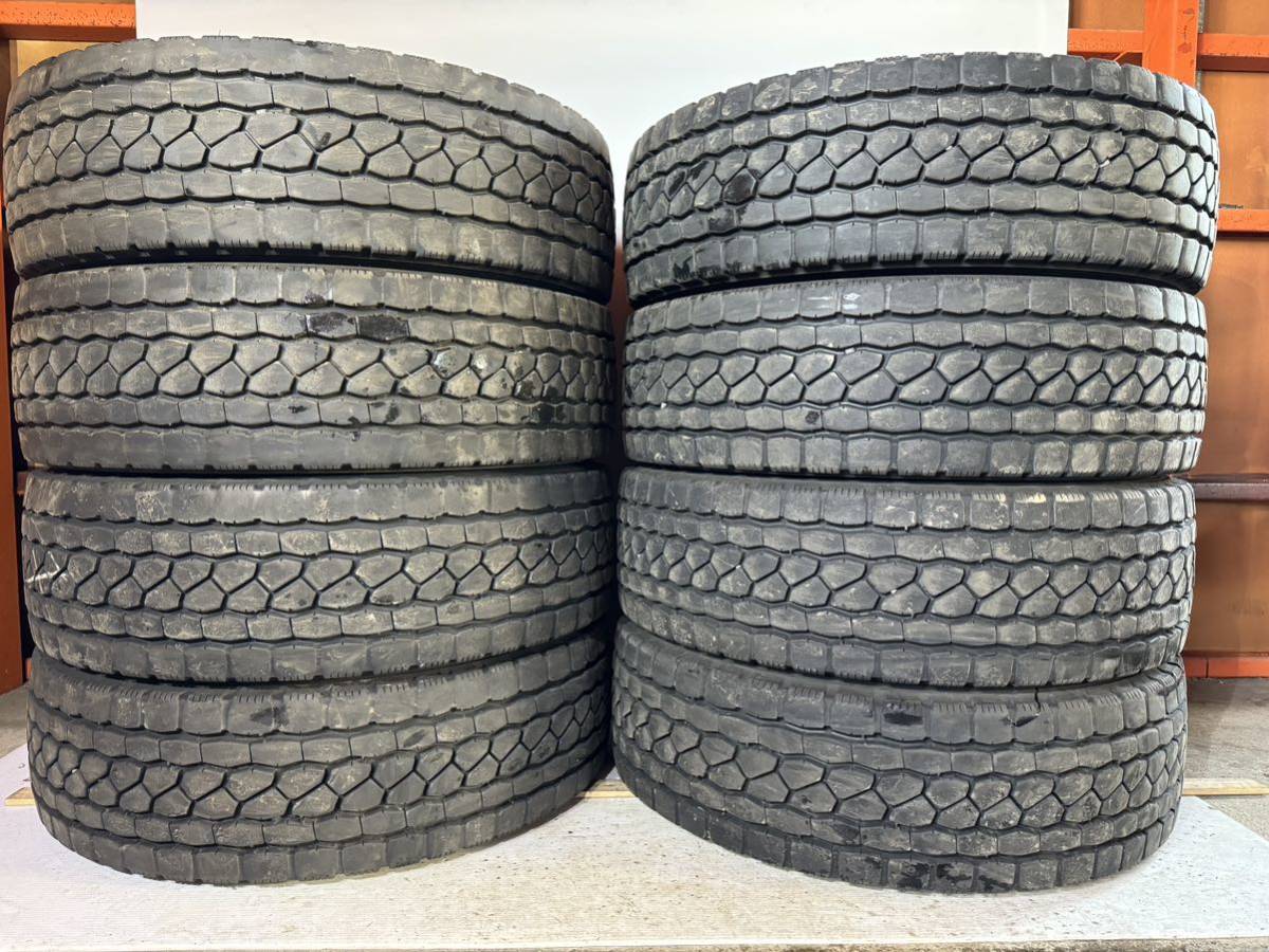 送料無料　A415 2021(4本)〜2022(4本)BRIDGESTONE ECOPIA 245/70R19.5 136/134J 中古　ノーマルタイヤ　8本セット　残山約10〜11mm_画像1