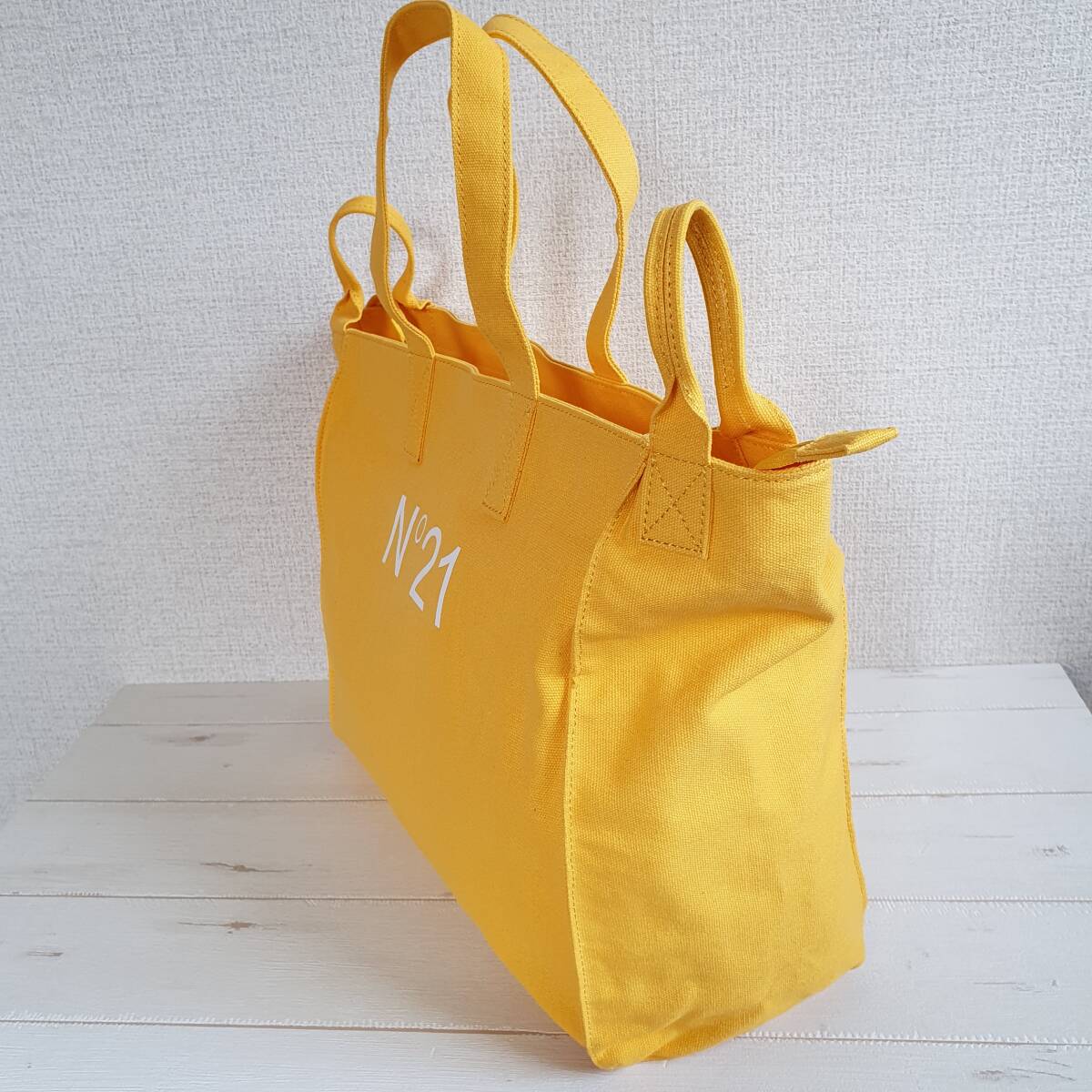 [ new goods * unused ]N°21 KIDS Logo cotton tote bag yellow N21926N0352
