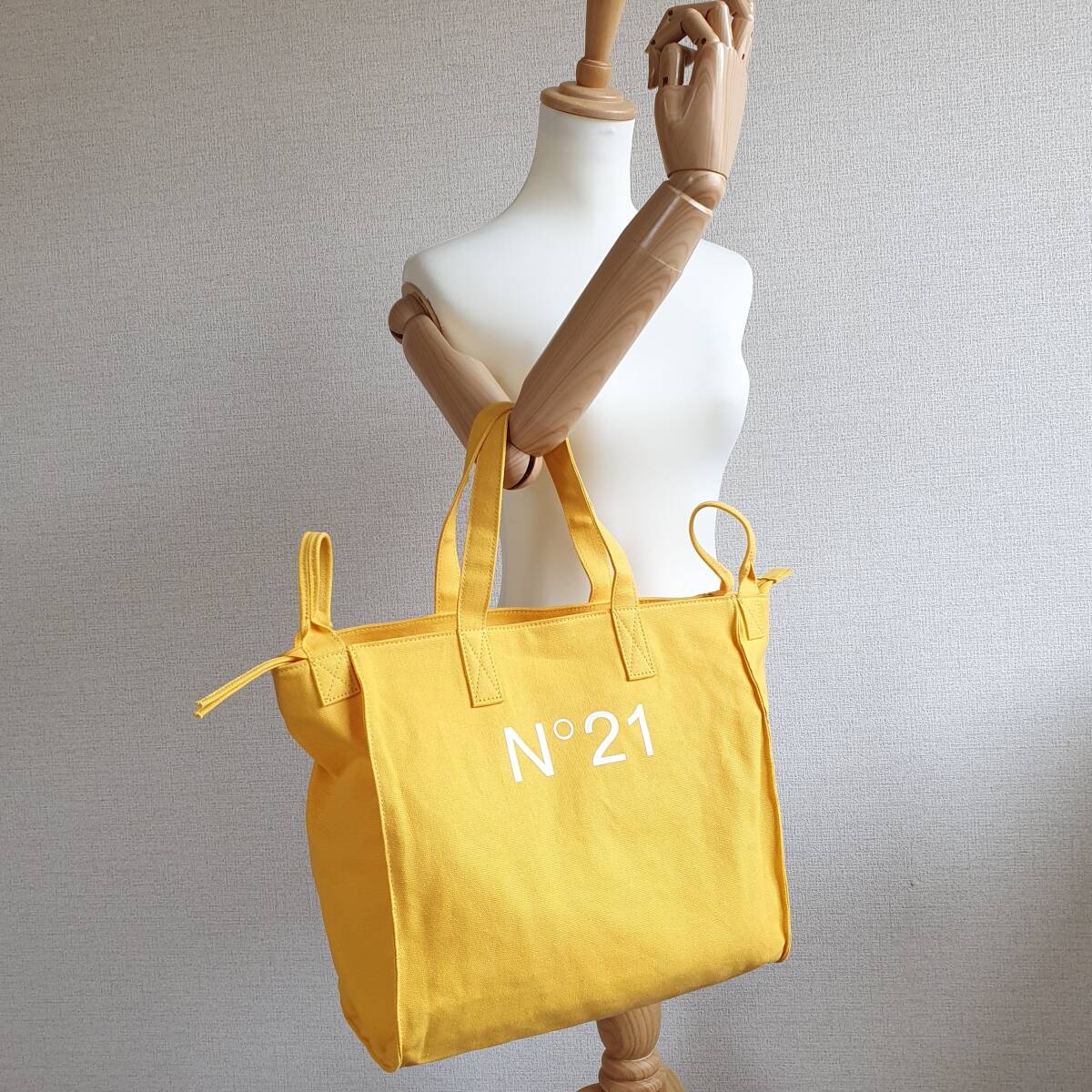 [ new goods * unused ]N°21 KIDS Logo cotton tote bag yellow N21926N0352