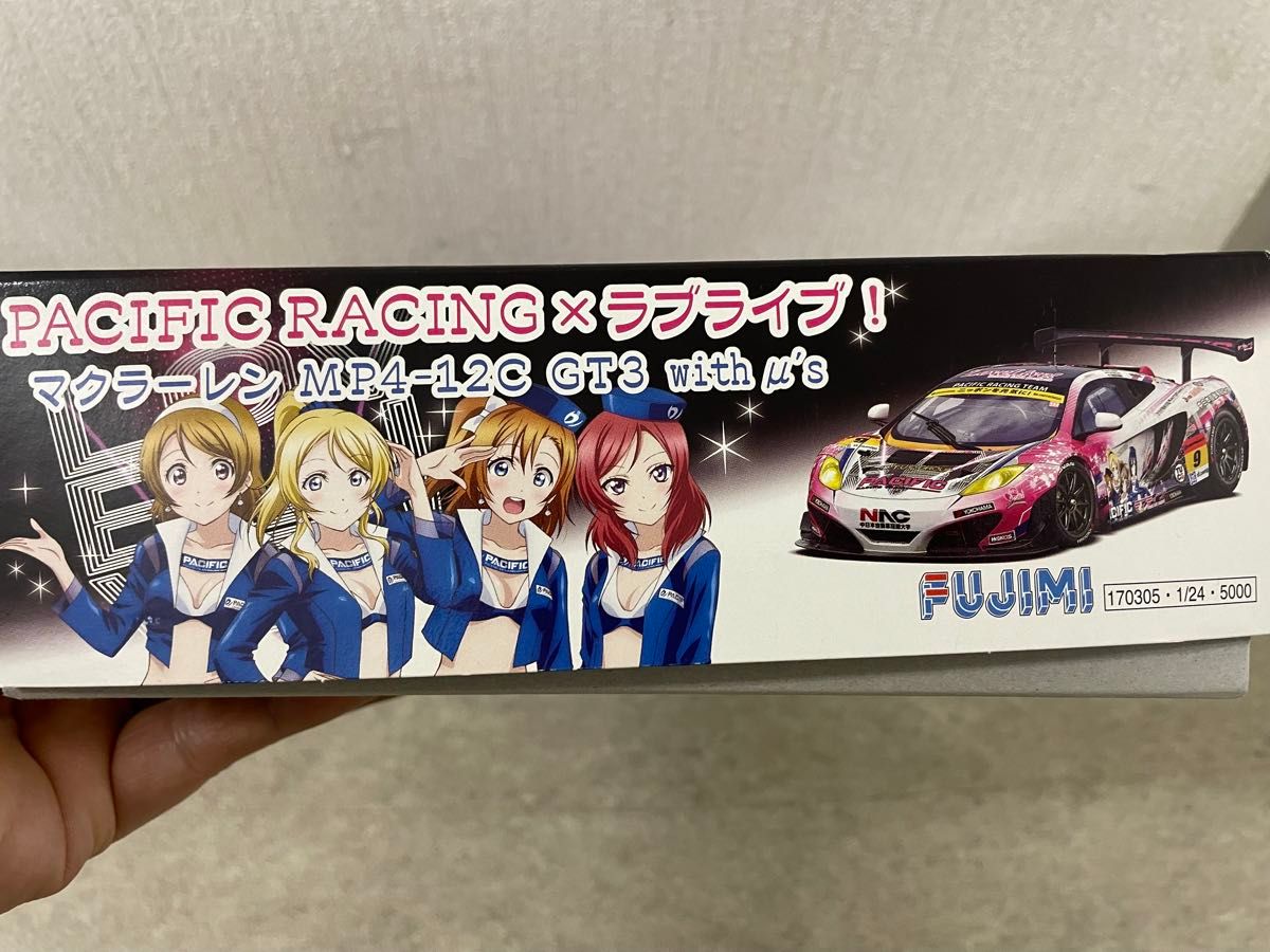 1/24マクラーレンMP4-12C GT3 withμ's PACIFIC RACING TEAM x ラブライブ!