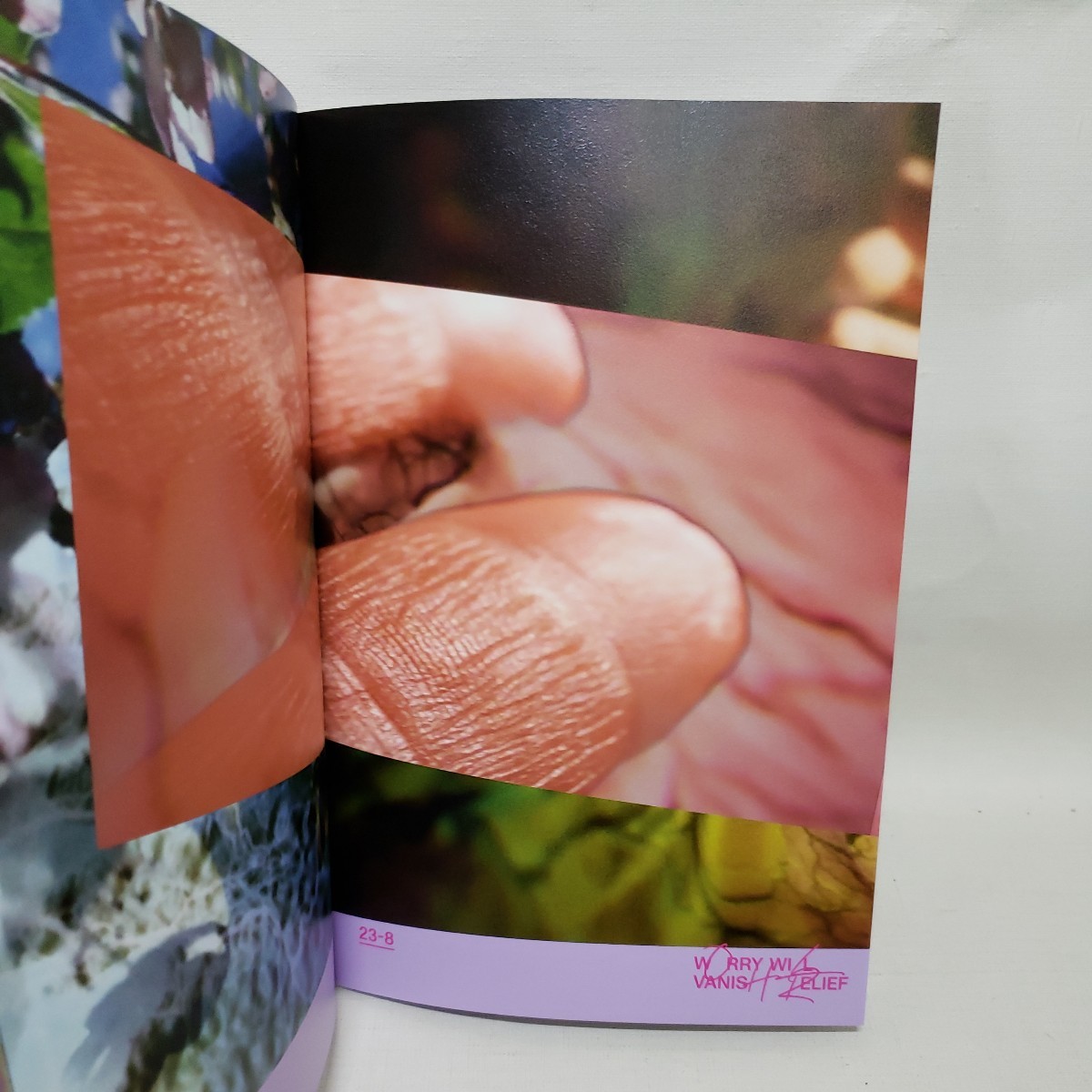 『ピピロッティ・リスト：Your Eye Is My Island －あなたの眼はわたしの島－』展覧会カタログ PIPILOTTI RIST ：YOUR EYE IS MY ISLAND_画像3