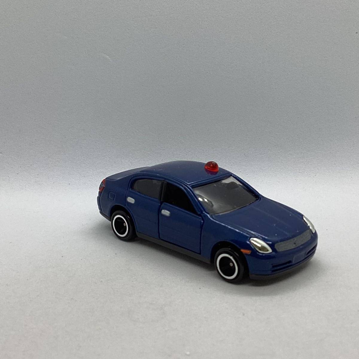 EQ1289 トミカ ミニカー 日産 NISSAN スカイライン 覆面パトロールカー パトカー _画像2