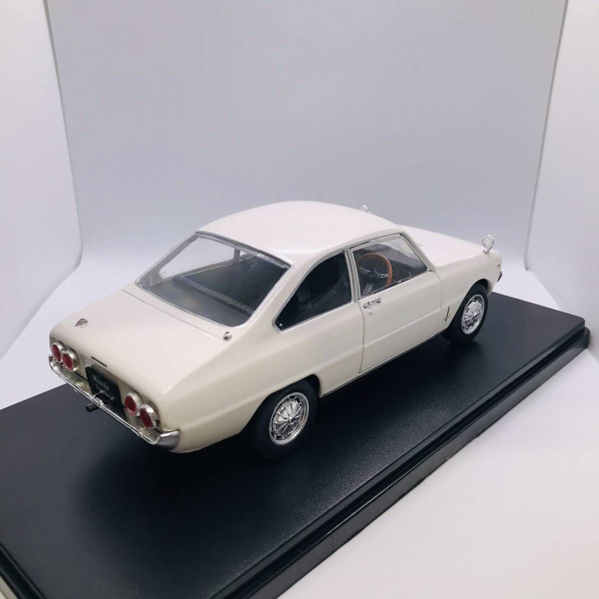 ET24 1円スタート　アシェット　国産名車コレクション　1/24 ミニカー　マツダ MAZDA ファミリア　ロータリー　クーペ_画像5