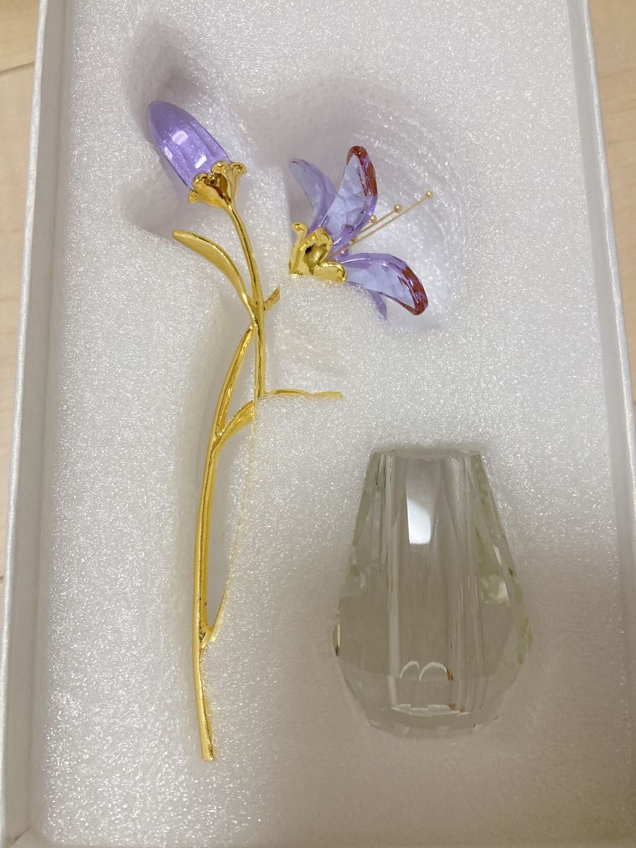クリスタル　ユリ　花　パープル　花瓶　結婚式　母の日 インテリア 置物　ガラス製　ホワイトデー