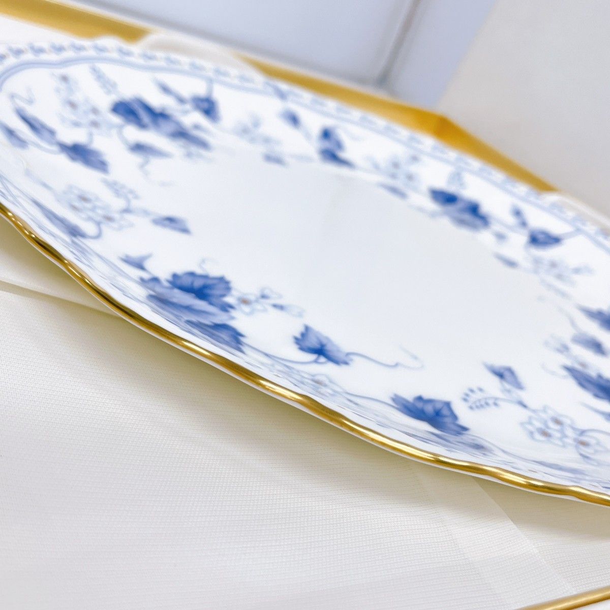 NARUMI ナルミ 大皿 ボーンチャイナ プレート 食器 金縁 27cm NARUMI ナルミ 大皿 ボーンチャイナ プレート 食器 金縁 27cm