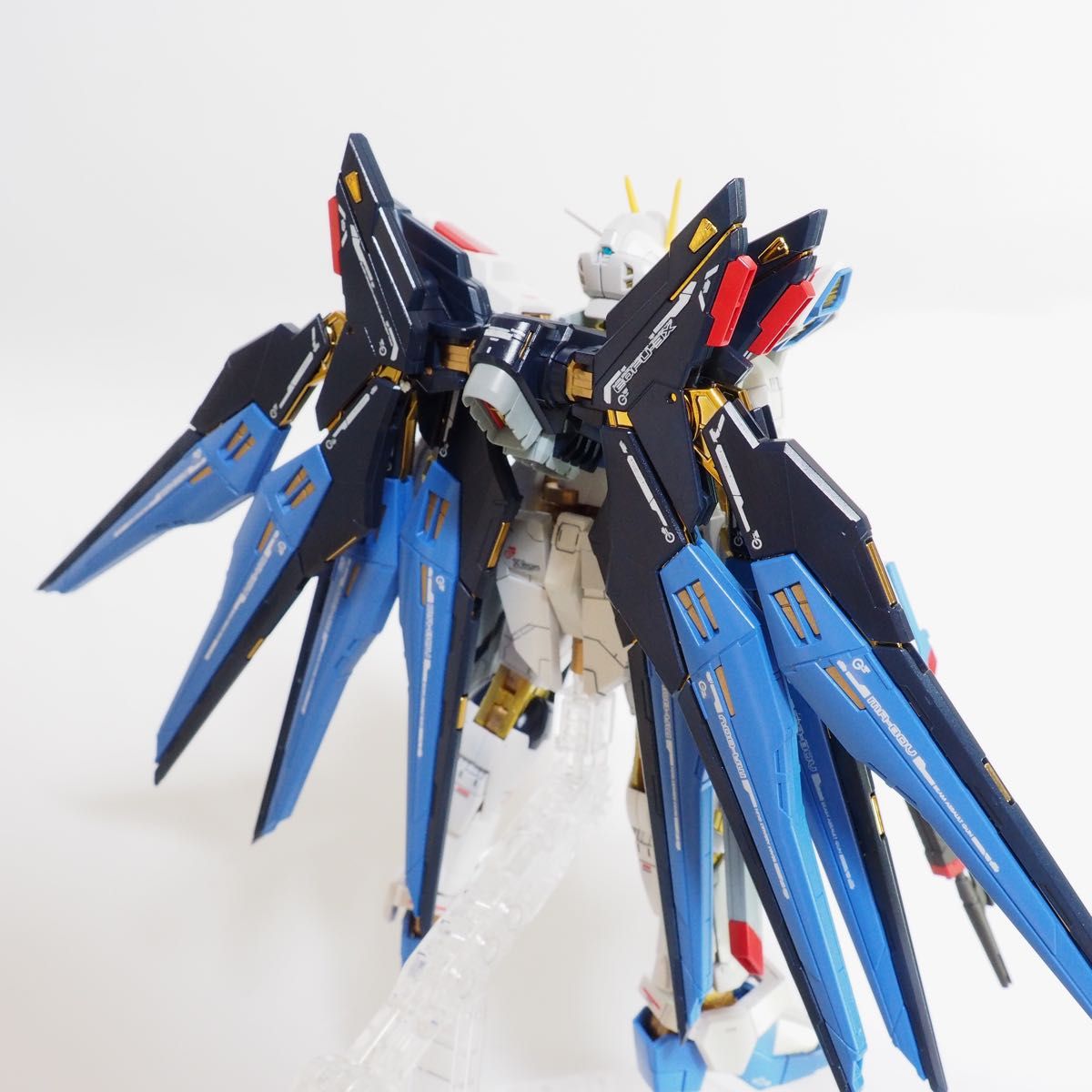 RG 1/144 ストライクフリーダムガンダム 塗装済完成品|Yahoo RG 1/144 ストライクフリーダムガンダム 塗装済完成品|Yahoo