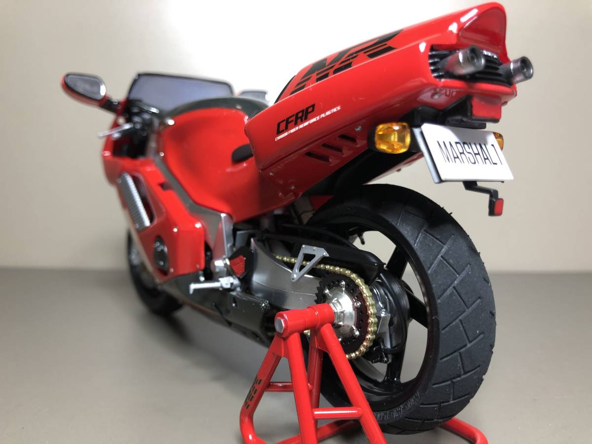 完成品 タミヤ NR750 鈴鹿8耐レジェンド千石清一さん先導マーシャル仕様1/12！！_画像5