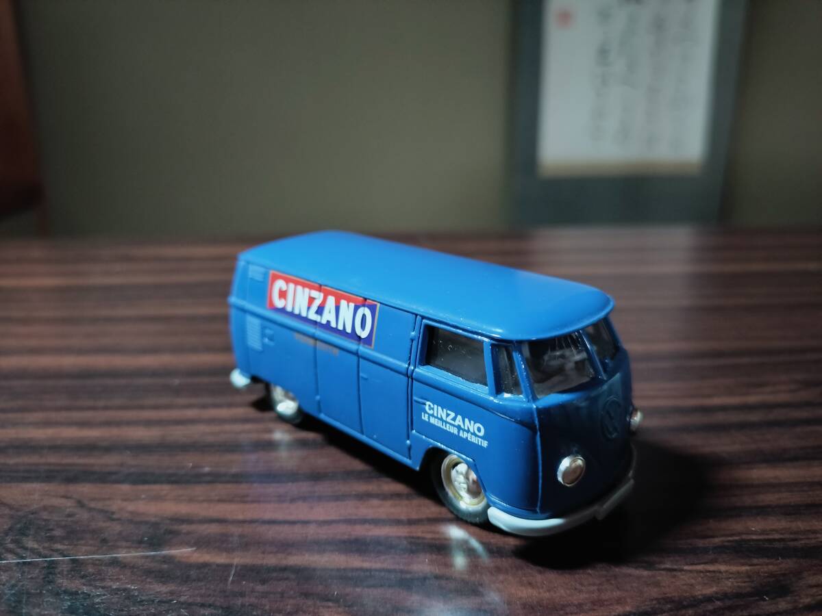 Days Gone LLEDO 73000 VW Kombi Van CINZANO　　デイズゴーン　レド　フォルクスワーゲン バン_画像3