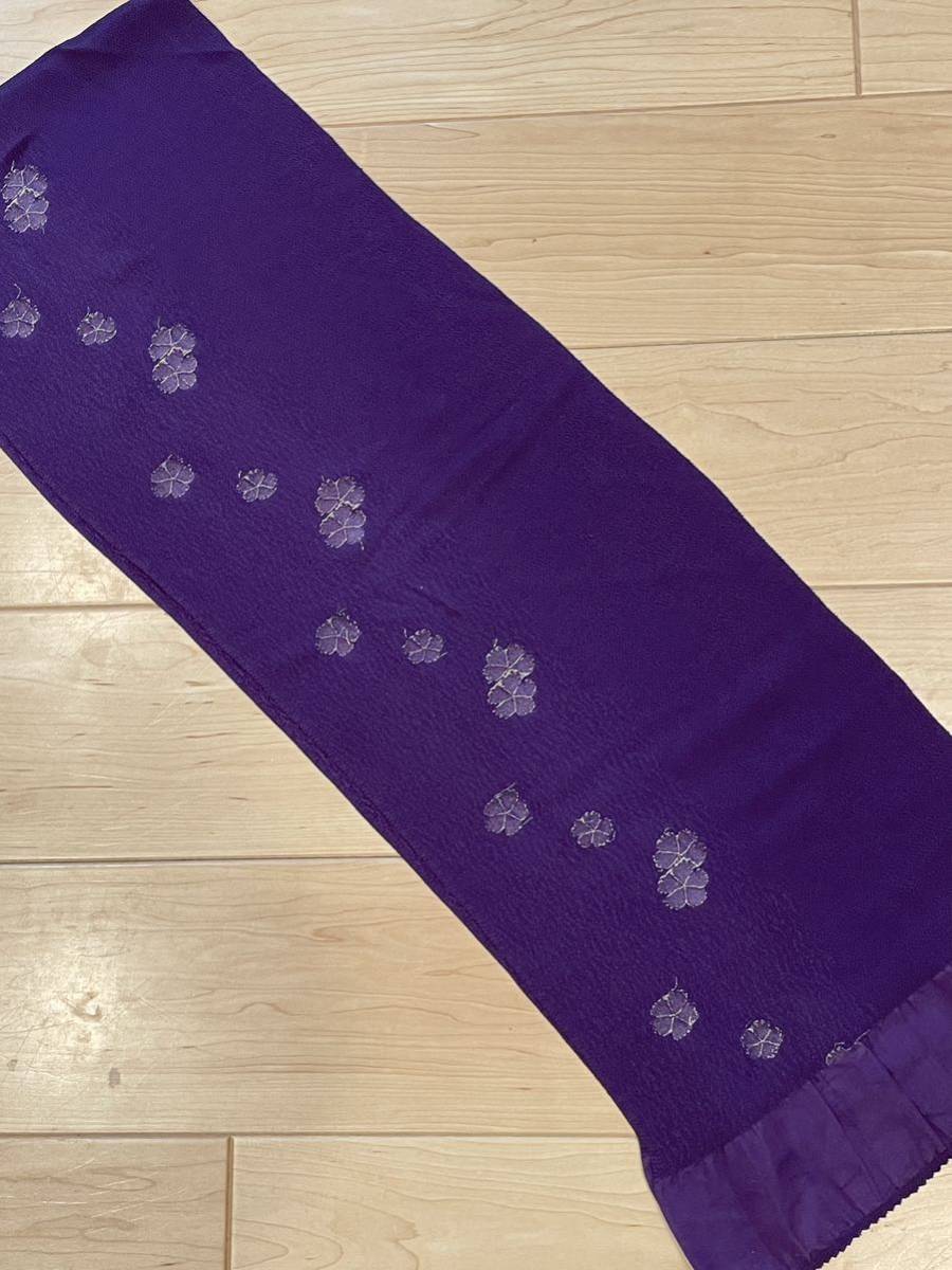 7b 帯揚げ 紫系 金糸刺繍 2通りの使い方できるタイプです_縦半分のみ刺繍あります