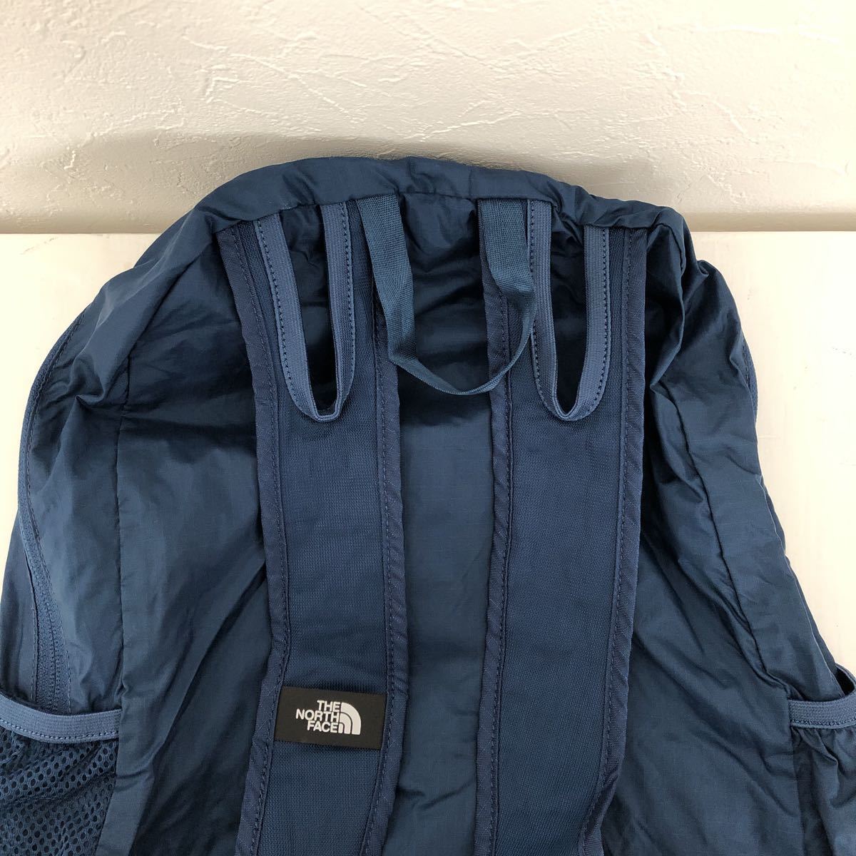 (k) THE NORTH FACE ノースフェイス FLIGHT RECON フライトリーコン 超軽量 ネイビー 紺 リュック 16L アウトドア ナイロン_画像3