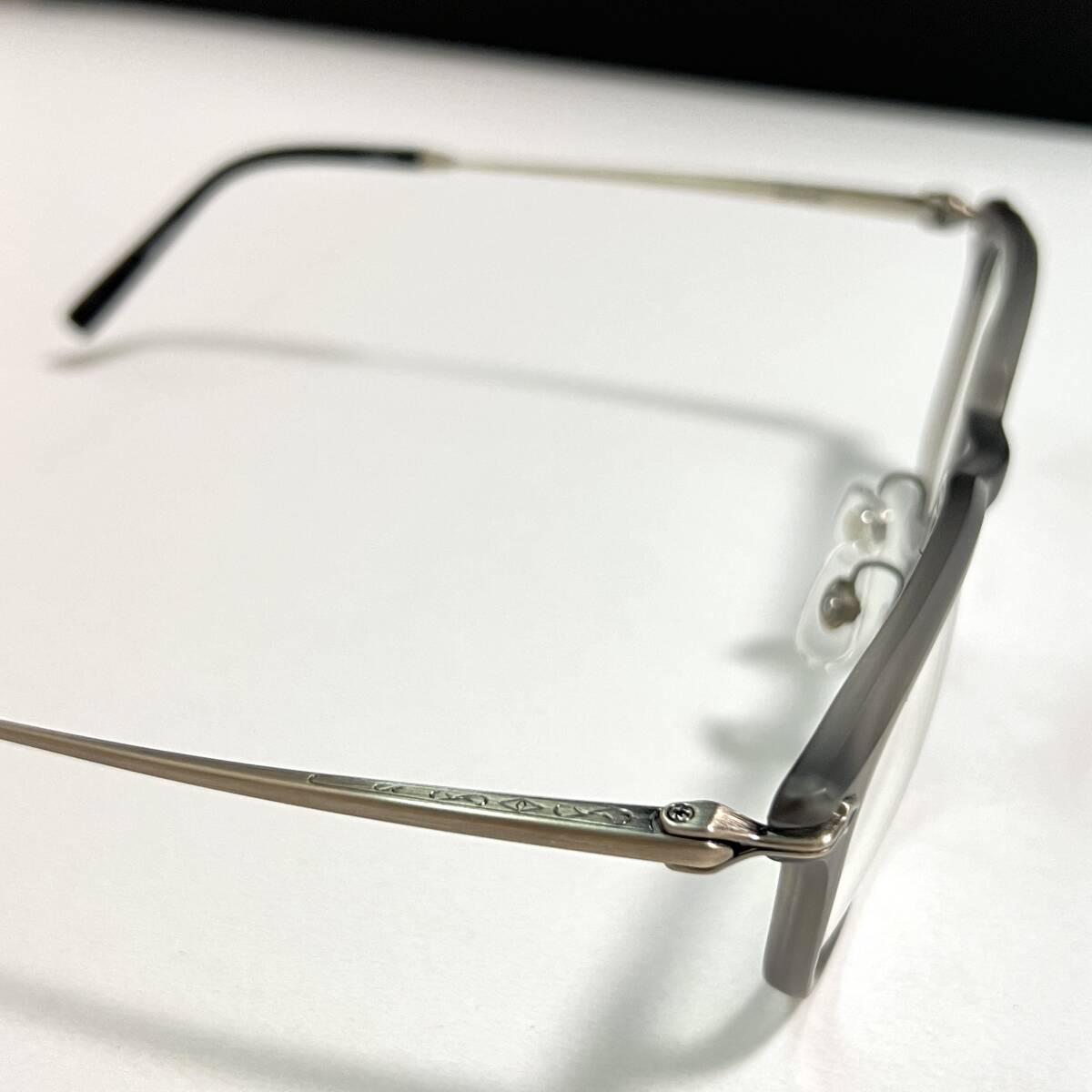 未使用品◆MATSUDA EYEWEAR マツダ アイウェア 眼鏡フレーム メガネ M2039 人気品番 47□21-145 メンズ レディース シルバー クリアグレー_画像6