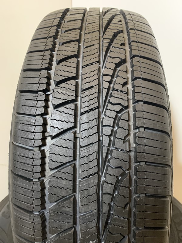 保管袋付 在庫少【送料無料】未使用オールシーズン4本セット 215/60R16 95H(SGY135-1)GOODYEAR ASSURANCE WEATHERREADY 215/60/16 20年～_画像7