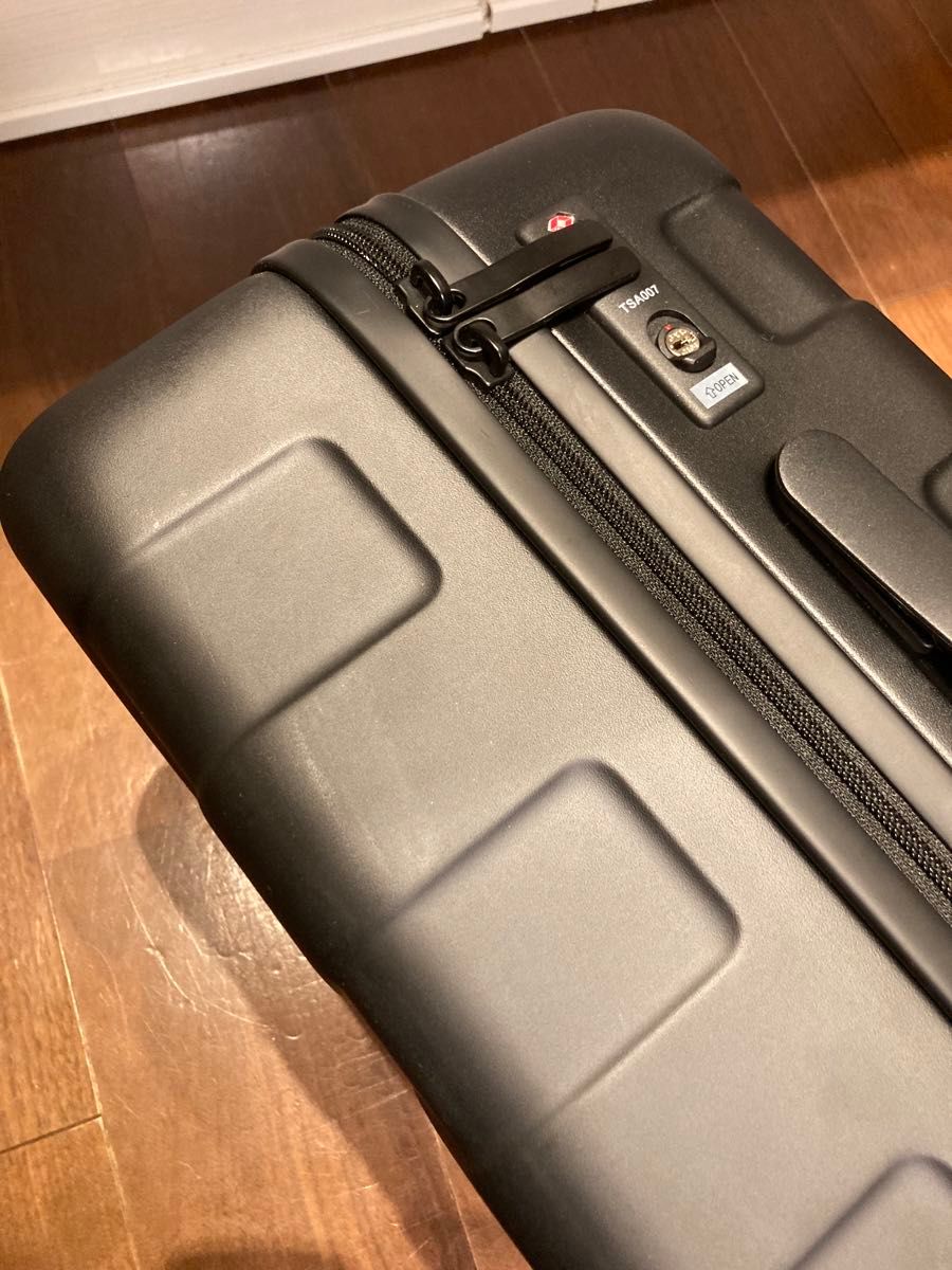 無印良品 スーツケース バーを自由に調節できる ハードキャリー 無印良品 スーツケース バーを自由に調節できる ハードキャリー