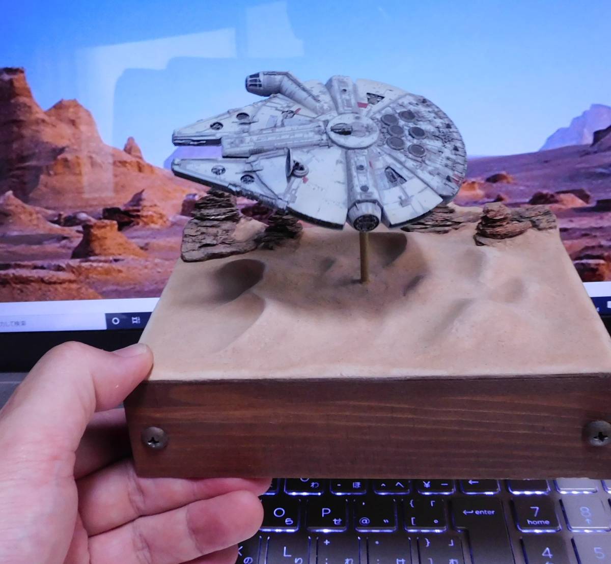 バンダイ スターウォーズ 【ミレニアム・ファルコン】 完成品 バンダイ スターウォーズ 【ミレニアム・ファルコン】 完成品