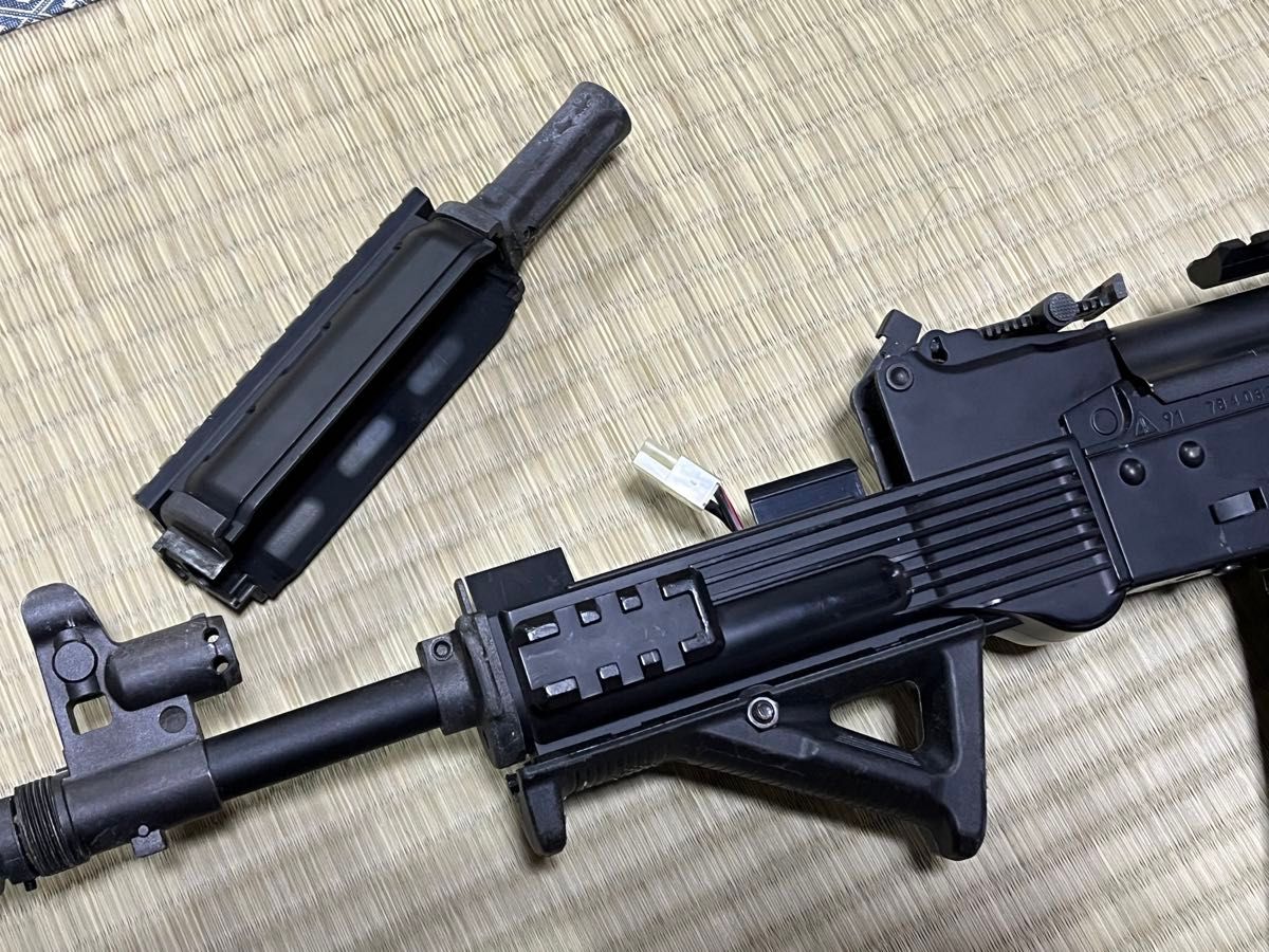 東京マルイ 次世代電動ガン AK-102外装カスタム品|Yahoo!フリマ 東京マルイ 次世代電動ガン AK-102外装カスタム品|Yahoo!フリマ