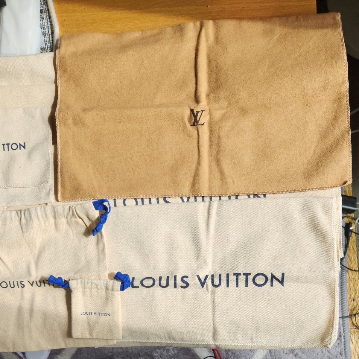 ルイヴィトン LOUIS VUITTON 　ショップ袋　商品袋セット