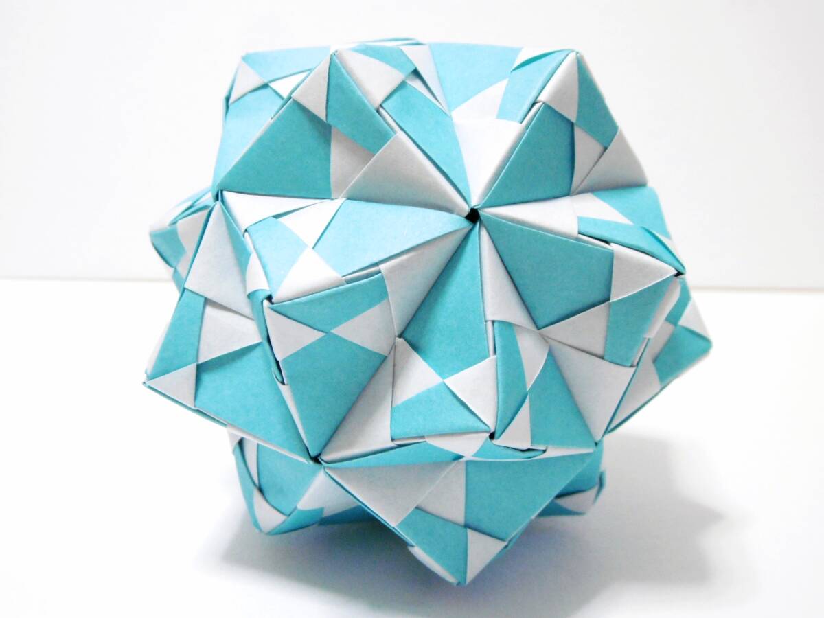くす玉　30枚組　折り紙　ユニット　A-15　水色　kusudama　origami　ハンドメイド_画像4