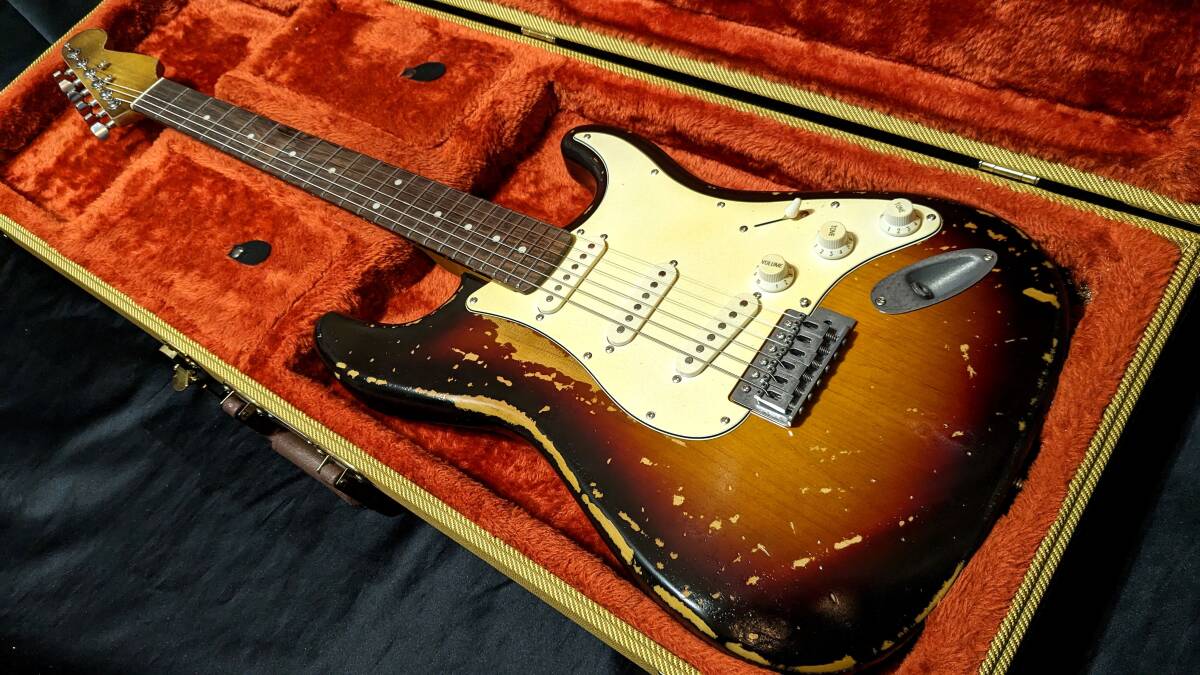 リアトーン搭載Select Capacitor BeldenWier Custom Relic Old 3tone Sunburst Stratocaster