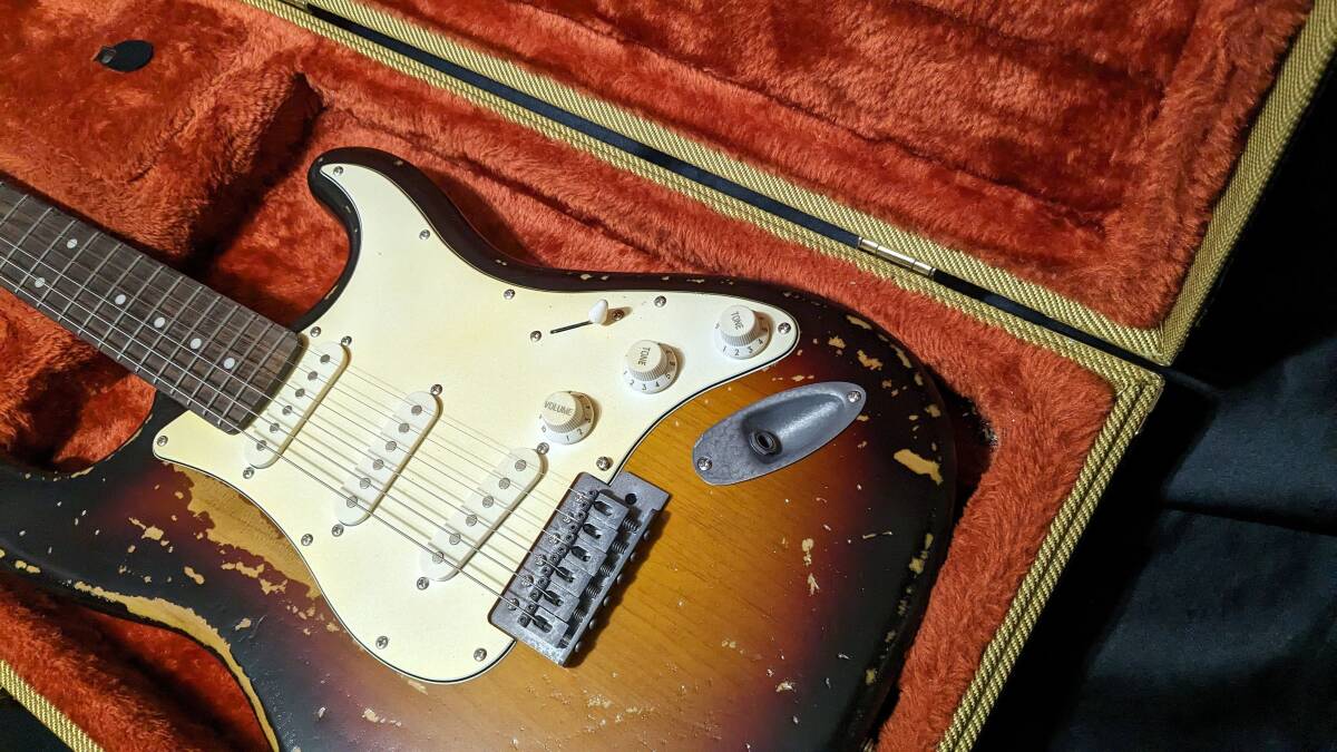 リアトーン搭載Select Capacitor BeldenWier Custom Relic Old 3tone Sunburst Stratocaster リアトーン搭載Select Capacitor BeldenWier Custom Relic Old 3tone Sunburst Stratocaster