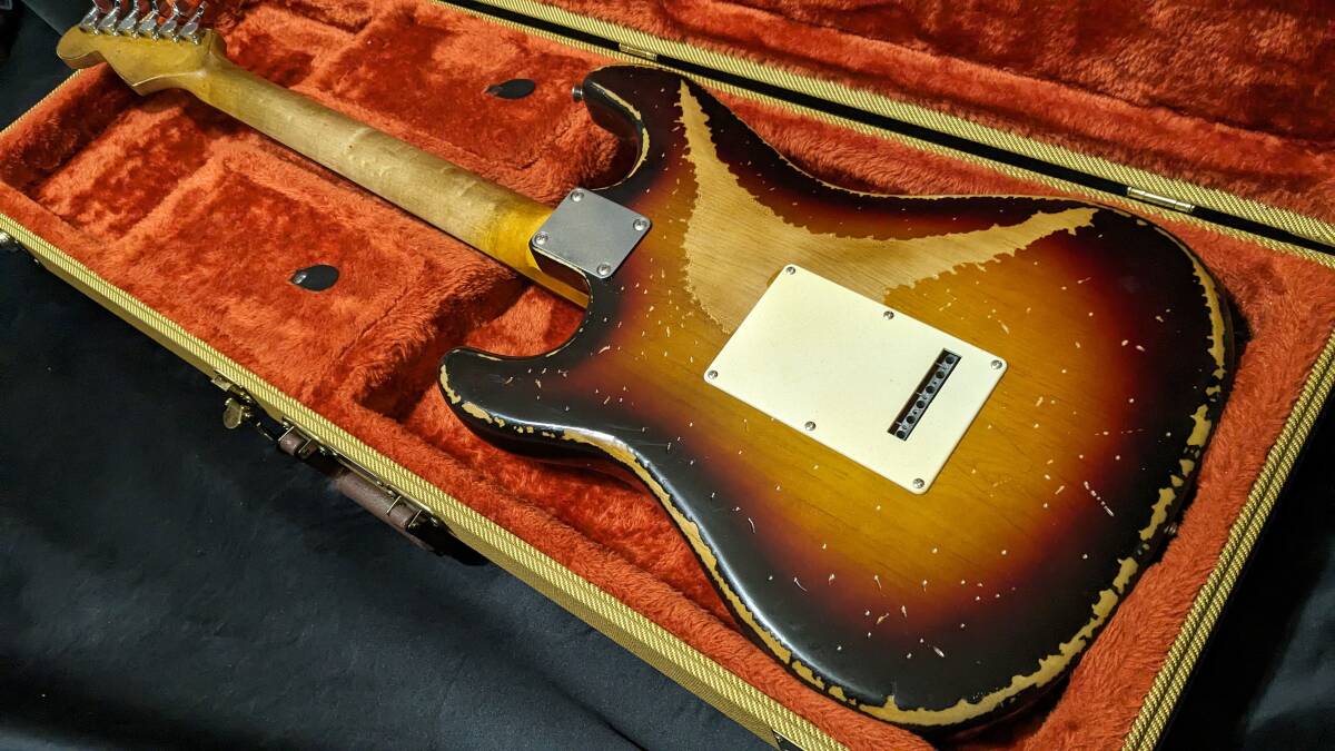 リアトーン搭載Select Capacitor BeldenWier Custom Relic Old 3tone Sunburst Stratocaster リアトーン搭載Select Capacitor BeldenWier Custom Relic Old 3tone Sunburst Stratocaster