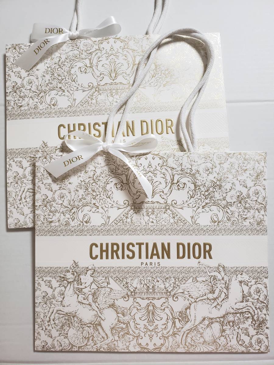 新品★DIOR ディオール ショップ 紙袋♪ホリデーシーズン限定ショッパー★2枚セット_画像1