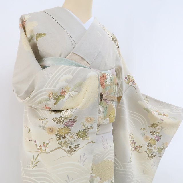 ゆめsaku2 新品 金駒刺繍 着物 正絹 仕付け糸付“松竹梅や菊 不変に続く