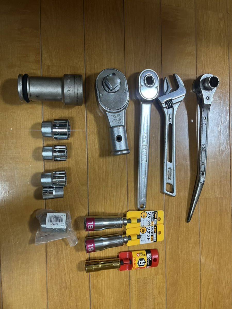 TONE ラチェットレンチ モンキースパナ モンキーレンチ 工具 KTC ラチェットハンドル TOOL KYOTO SANKI 工具セット_画像2