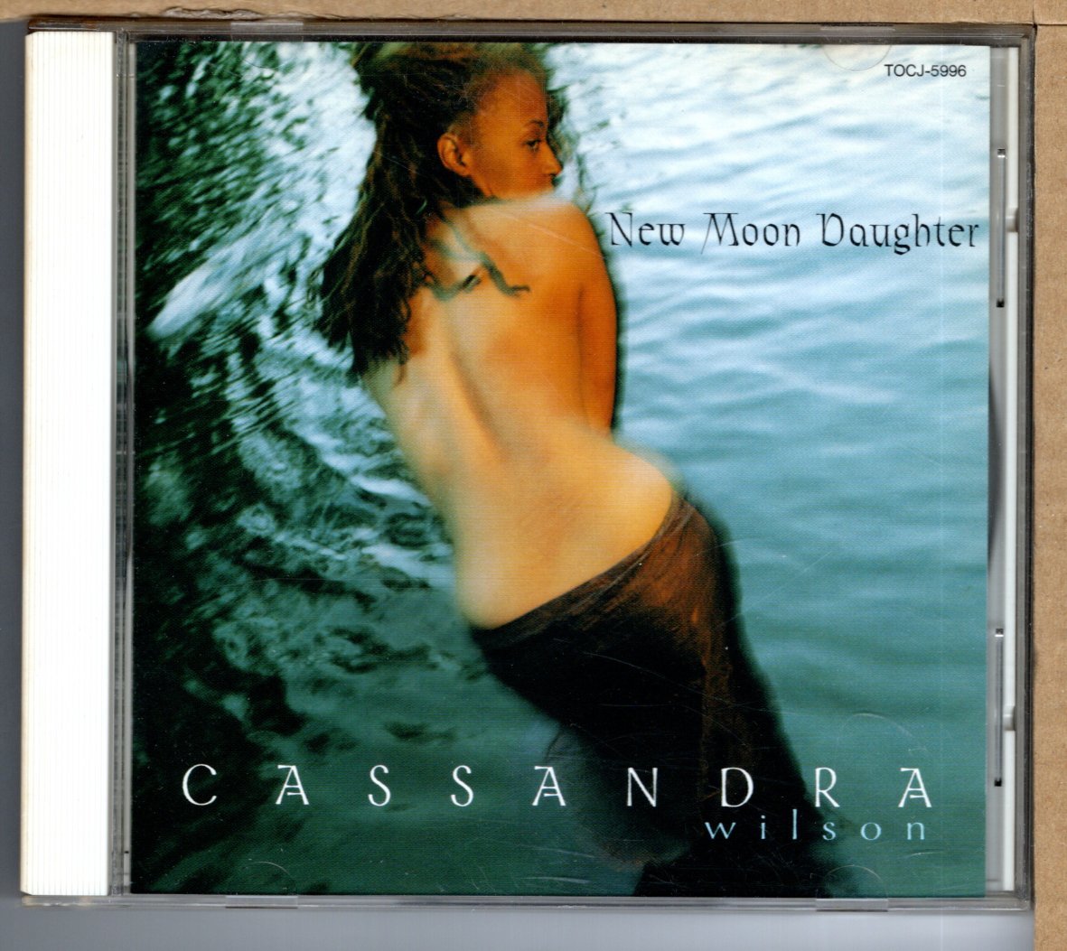 【中古CD】カサンドラ・ウィルソン / ニュー・ムーン・ドーター　CASSANDRA WILSON / NEW MOON DAUGHTER_画像1