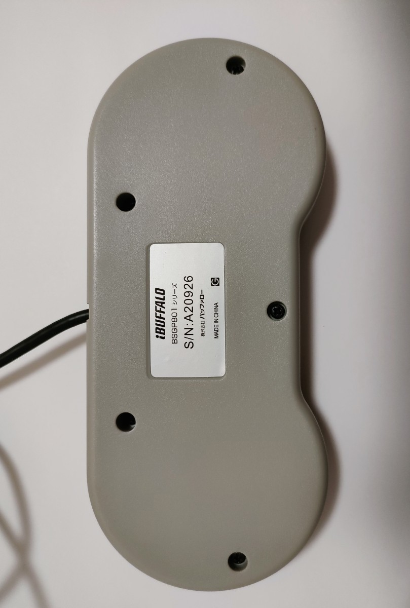 BUFFALO レトロ 8ボタン USBゲームパッド BSGP801シリーズ BUFFALO レトロ 8ボタン USBゲームパッド BSGP801シリーズ