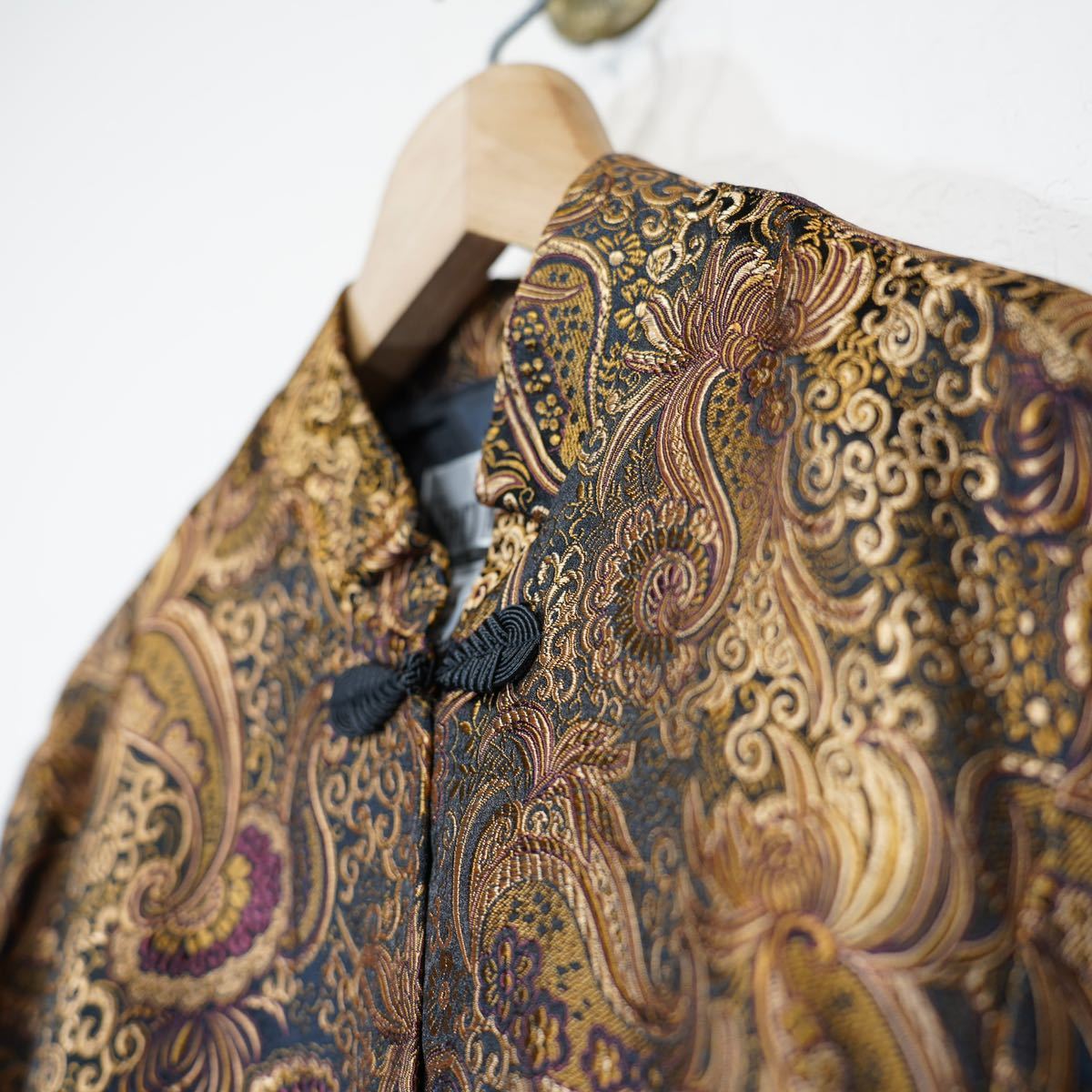 USA VINTAGE Sheri Martin EMBROIDERY JACQUARD DESIGN CHINA USA VINTAGE Sheri Martin EMBROIDERY JACQUARD DESIGN CHINA