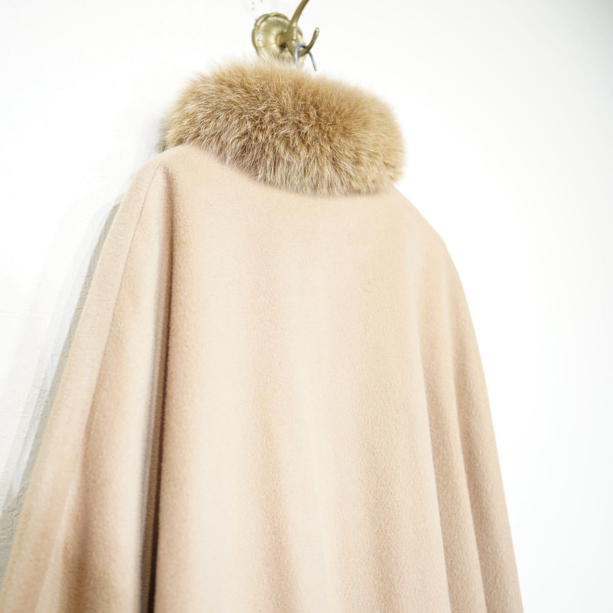 EU VINTAGE FUR DESIGN CAPE COAT PONCHO MADE IN FRANCE/ヨーロッパ古着ファーデザインケープコート(ポンチョ)