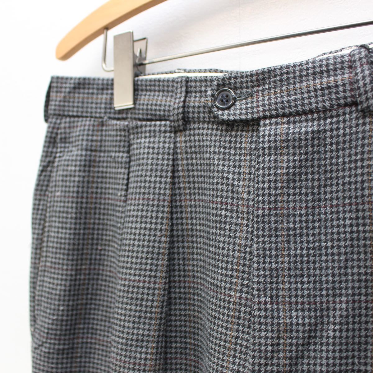 EU VINTAGE NEXT FOR MEN CHECK PATTERNED WOOL SLACKS PANTS EU VINTAGE NEXT FOR MEN CHECK PATTERNED WOOL SLACKS PANTS