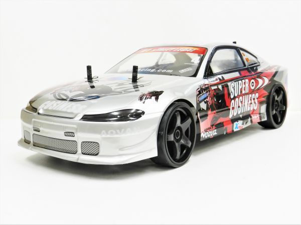 百貨店福袋 ドリフトラジコンカー 1/10 2.4GHz ☆ターボ機能付き☆ ニッサン 銀/赤【塗装済み完成品・フルセット】 タイプ シルビア S15 レーシングカー