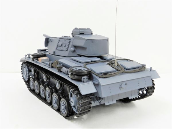 【塗装済み完成品】 Heng Long 2.4GHz 1/16ドイツ陸軍 III号 L型 German PanzerIII-L 3848-1【赤外線バトルシステム付 対戦可能 Ver.7.0】_画像6