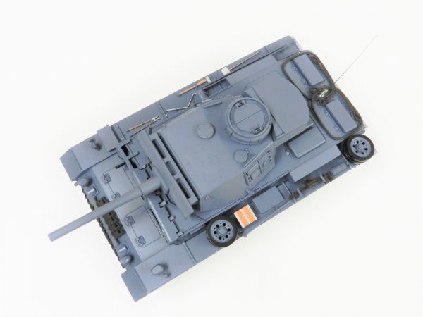 【塗装済み完成品】 Heng Long 2.4GHz 1/16ドイツ陸軍 III号 L型 German PanzerIII-L 3848-1【赤外線バトルシステム付 対戦可能 Ver.7.0】_画像4