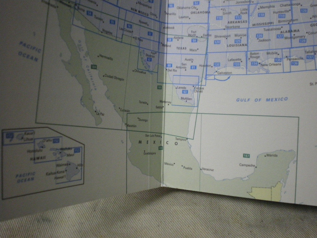 [英語・現地語　送料無料 地図・MAP]　Road Atlas 2013　NORTH AMERICA USA CANADA　MEXICO 北アメリカ全域　鉄道一切記入ナシ