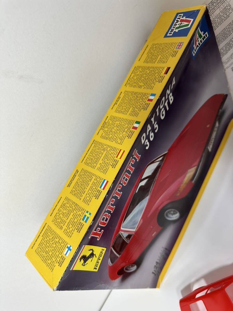 【組立中 プラモデル】ITALERI イタレリ Ferrrari DAYTONA 365 GTB フェラーリ デイトナ 365 GTB 1:24_画像8