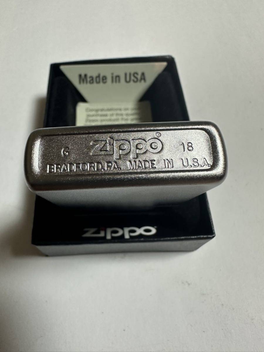 ZIPPO (ジッポ) USA製 オイルライター ケース入り 2018年製 火花確認済 Mt Fuji 富士山 シルバー_画像3