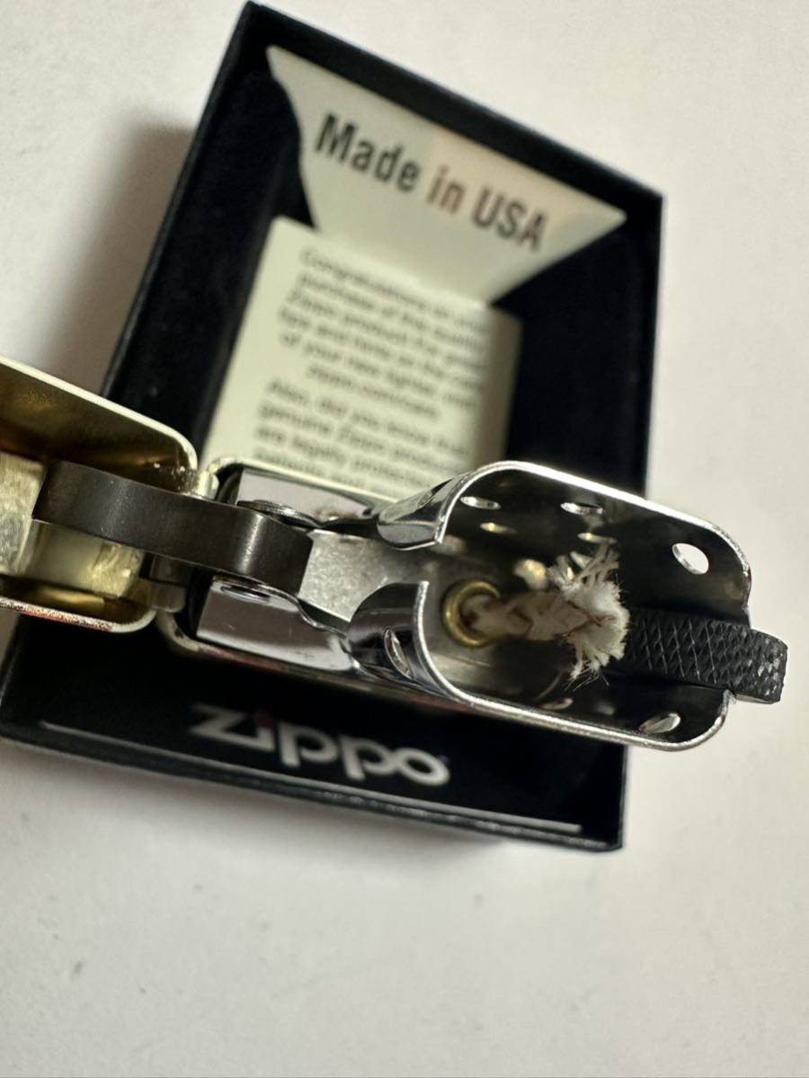 ZIPPO (ジッポ) USA製 オイルライター ケース入り 2018年製 火花確認済 ロゴ ホワイト プリント_画像4